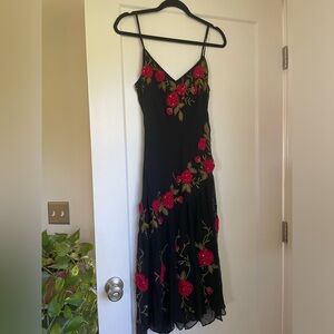 SUE WONG 100% silk party dress. This is size ten but easily fits a size 2-6